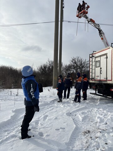 На окупованій ЗАЕС почали ремонт ключової резервної лінії живлення