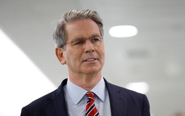 Міністр фінансів США заявив, що намір Вашингтона щодо Гренландії не можна порівнювати з анексією Криму 