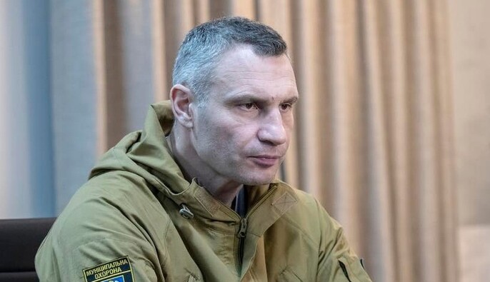 Кличко поінформував, коли у понад 3 тисяч будинків з'явиться тепло