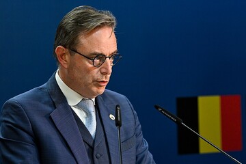 Барт де Вевер: судьбу российских активов решат после мирного соглашения Украины и РФ