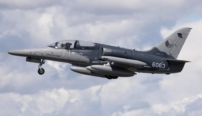 Чешская армия готова выделить для Украины четыре самолета L-159