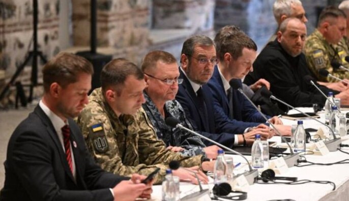 Следующий раунд переговоров США, Украины и РФ запланирован на 1 февраля — журналист