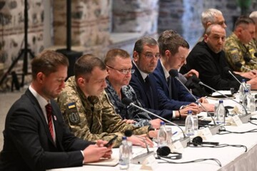 Следующий раунд переговоров США, Украины и РФ запланирован на 1 февраля — журналист