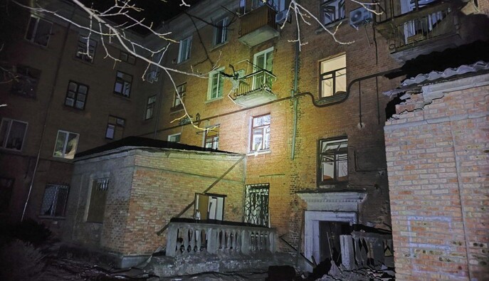 Враг атаковал Никопольщину артиллерией и дронами: повреждены дома