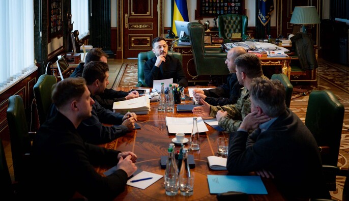 Зеленский анонсировал на этой неделе новую трехстороннюю встречу между представителями Украины, США и РФ