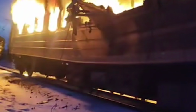 Удар РФ по потягу на Харківщині: Зеленський повідомив про зростання числа загиблих  