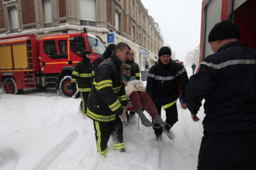 Масштабный пожар в пятизвездочном отеле в Куршевеле: эвакуировано 270 человек