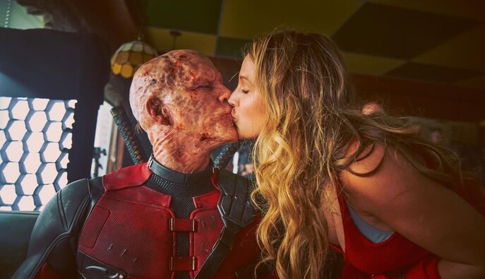 "Який чоловік не підтримав би свою дружину?": приватні повідомлення Раяна Рейнольдса оприлюднили в рамках суду