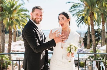 Актер Богдан Юсипчук, который уехал из Украины, женился в США и похвастался фото со свадьбы