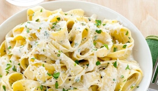 Наче з ресторану: як приготувати макарони у вишуканому соусі