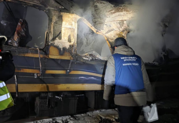 Кількість жертв атаки РФ по потягу на Харківщині зросла до шести — прокуратура