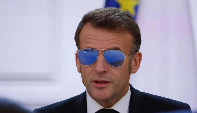 Франція має намір надалі посилювати тиск на Росію та працюватиме над новими санкціями, - Макрон