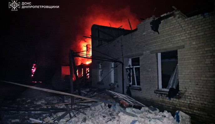 На Дніпропетровщині внаслідок нічних атак постраждали двоє людей – ДСНС 