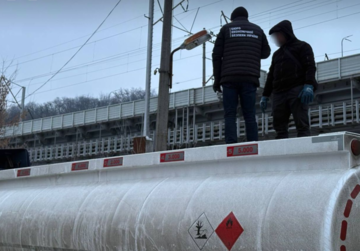 У Києві заблокували діяльність нелегальної АЗС із контрафактним пальним — БЕБ