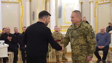 Зеленский наградил орденами воинов Cил безопасности и обороны Украины