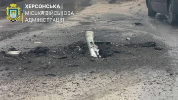 Росіяни атакували маршрутку в Херсоні: є загиблий та поранені