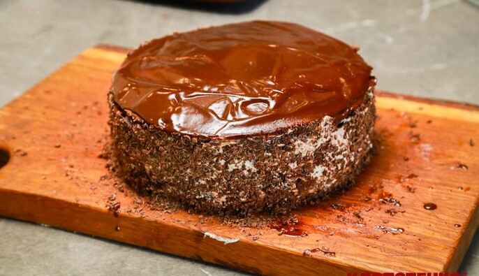 Торт "Спартак" по-новому: Клопотенко розповів, як приготувати улюблений десерт без випікання