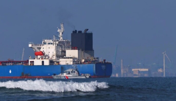 Франция отпустит задержанный российский танкер 