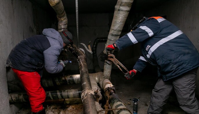 В Киеве работает 60 бригад «Укрзализныци» для восстановления тепла и воды