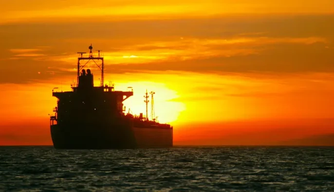 Восемь танкеров 