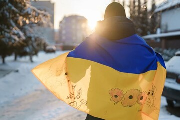 С оккупированной Херсонщины вернули группу украинских детей и подростков