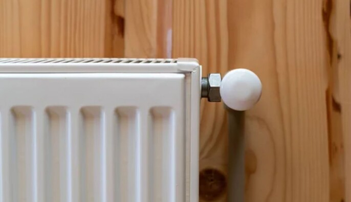 У Києві без тепла залишаються понад 3 тис. багатоповерхівок: переважно — на правому березі