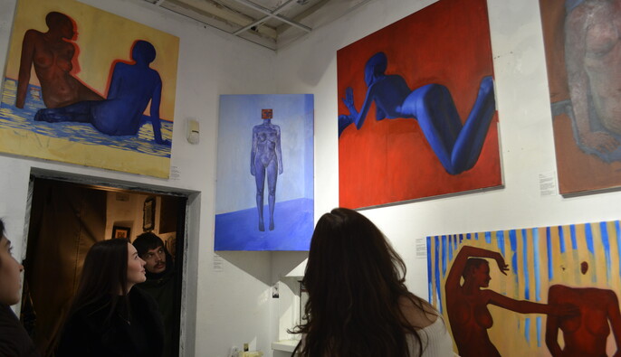 Конфліктність кохання: тривають останні дні виставки Анни Рост у Flowerbed Gallery