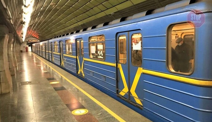 В Киеве метро начинает возобновлять работу