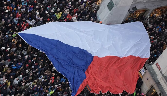 У Чехії тисячі людей вийшли на мітинги, аби підтримати президента Павела