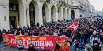 Нападения на офицеров и поджоги спецтранспорта: более 100 правоохранителей ранены в Турине