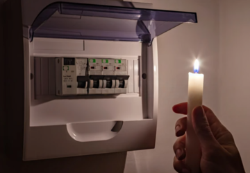 ДТЭК сообщает об экстренных отключениях в Киеве и области  