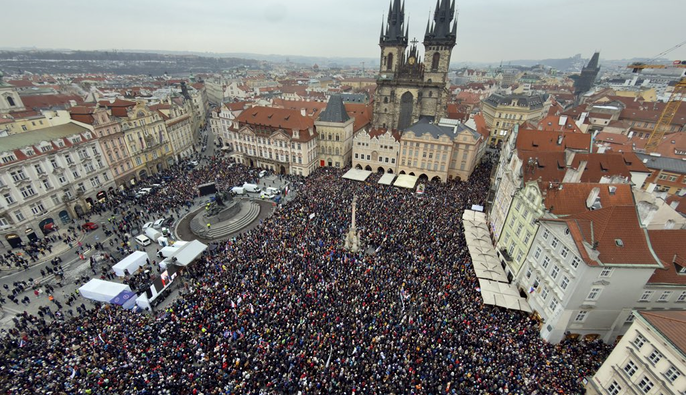 В Чехии прошли демонстрации в поддержку президента Петра Павела