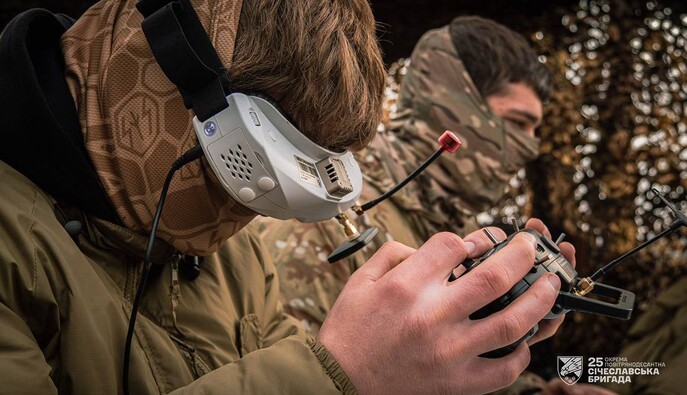 7-й корпус ДШВ: ударные дроны помогли украинским военным вырваться из плена