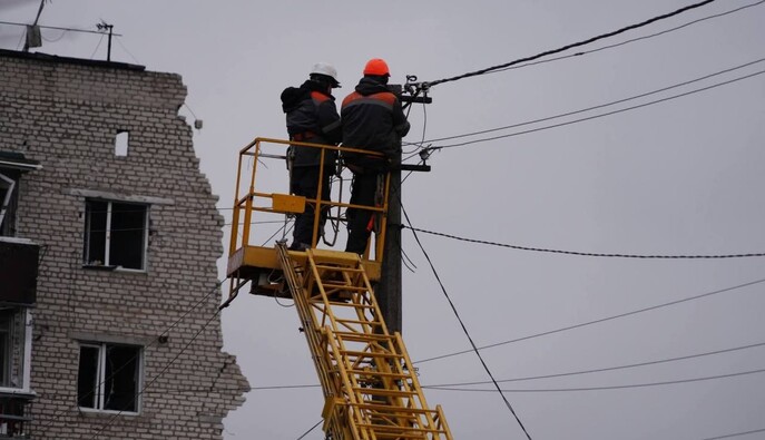Росія поновила атаки по енергетиці України: аварійні відключення у чотирьох областях