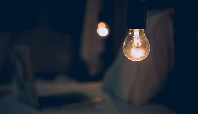 Киев возвращается к временным графикам отключения света – ДТЭК