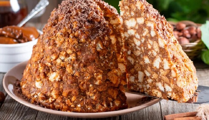 Торт "Мурашник": Михайло Кацурін підірвав мережу рецептом смачного торта