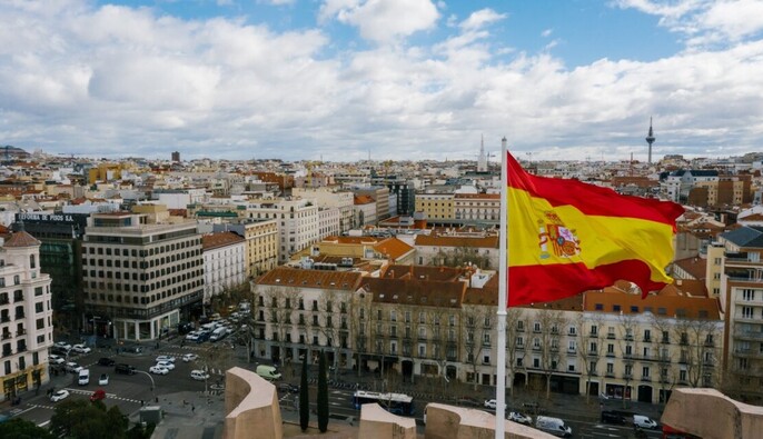 Детям до 16 лет в Испании могут закрыть доступ к соцсетям