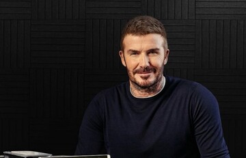 Записався в кулінари: Девід Бекхем напік коржів у тандирі