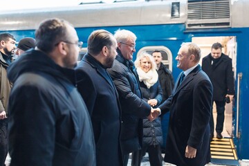 В Киев прибыл премьер Польши Дональд Туск