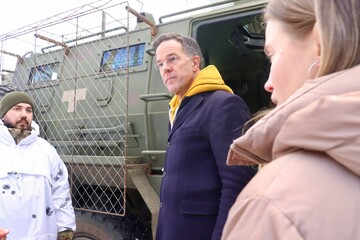 Рютте відвідав село Ягідне на Чернігівщині, яке відновлюють після окупації 