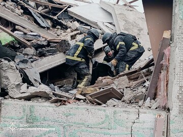 На Дніпропетровщині внаслідок російського обстрілу загинув чоловік, четверо поранені