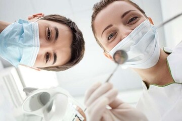 С Международным днем стоматолога! Лучшие поздравления для людей, дарящих улыбки