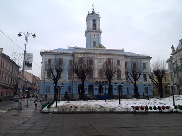 Завищені ціни закупівель та втрата 100 млн грн: НАЗК завершило перевірку у Чернівецькій міськраді