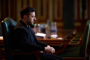 Зеленський заслухав доповідь команди після перемовин в Абу-Дабі: Потрібно більше прогресу