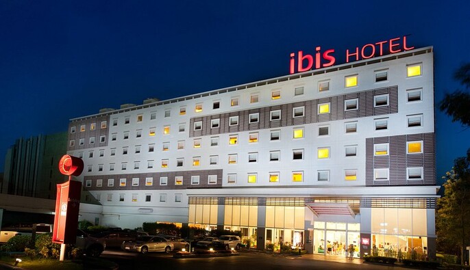 У Нідерландах розслідують експлуатацію мігрантів і українців у готелі Ibis 