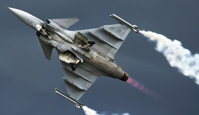 Зеленський: Україна очікує на 150 літаків Gripen та 100 Rafale