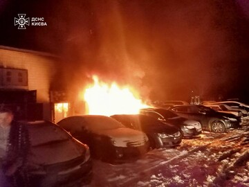 Рятувальники ліквідували пожежу у трансформаторній підстанції в Києві