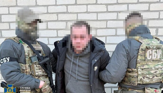 СБУ затримала працівника Укрзалізниці, який, ймовірно, «зливав» ворогу локації техніки ЗСУ у Словʼянську