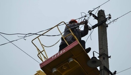 За тиждень ДТЕК повернув світло 368 тисячам родин після ворожих атак