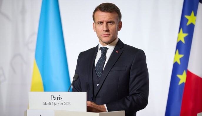 Макрон призвал к возобновлению европейских контактов с Россией, чтобы не зависеть от США